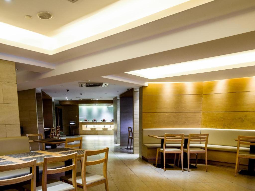 เจไอ โฮเต็ล เซี่ยงไฮ้ เอียนอานโร้ด Hotel ภายนอก รูปภาพ